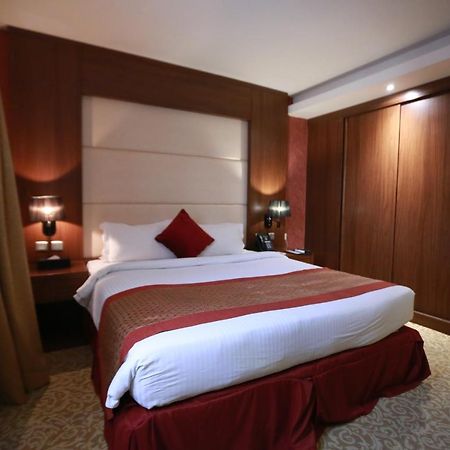 Obaer Hotel Riyad Extérieur photo