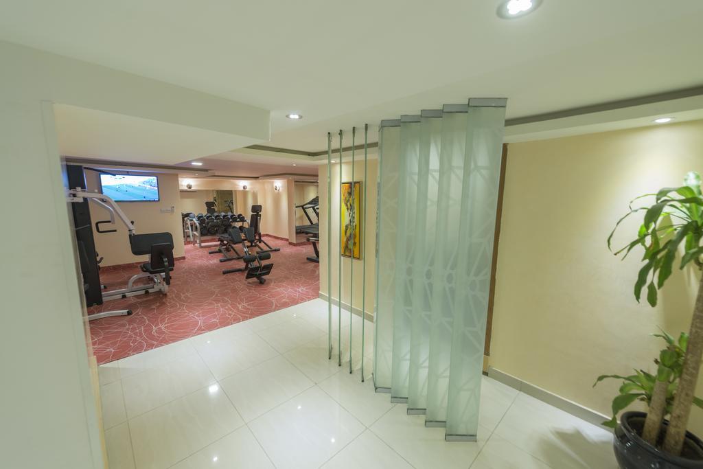 Obaer Hotel Riyad Extérieur photo