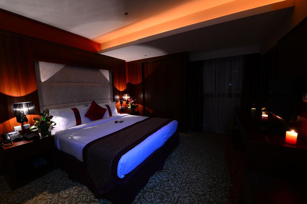 Obaer Hotel Riyad Extérieur photo